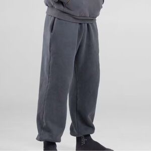 NWT Comfrt Gray Sweatpants